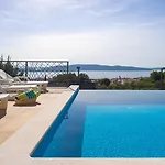 Casa Bella With Sea Views - 1,4km From The Villa *