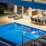 Casa Bella With Sea Views - 1,4km From The *
