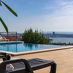 Casa Bella With Sea Views - 1,4km From The Villa