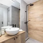 Casa Bella With Sea Views - 1,4km From The Villa Kaštela